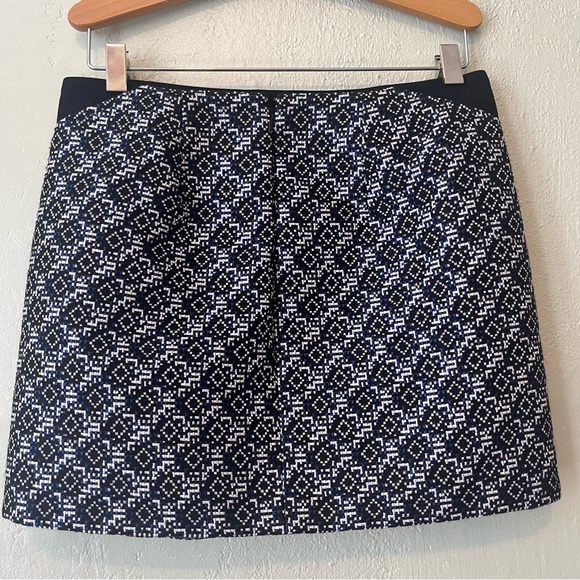 MAJE printed woven mini skirt SZ 34 / XS - Picture 2 of 9